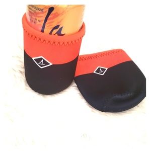 NWOT Sperry Insulated Can Cozies